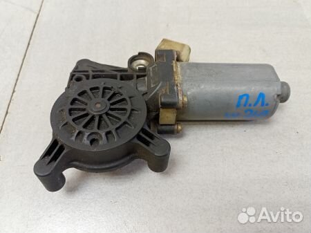 Моторчик переднего левого стеклоподъемника