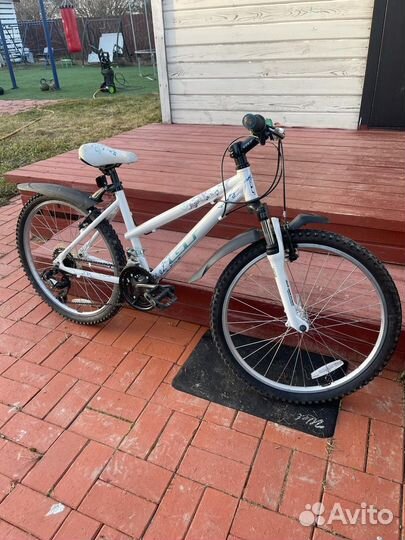 Велосипед GT для девочки