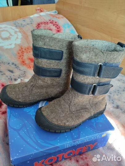 Продам валенки детские