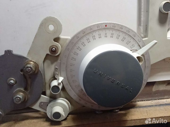 Кульман чертежный