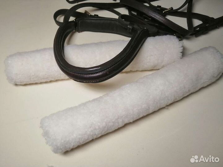 Мех на подпругу, уздечку, повод в наличии. новый