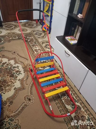 Продаются детские санки