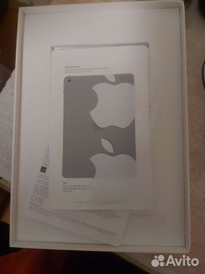 Коробка iPad 9generation плюс чехол