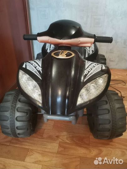 Детский квадроцикл на аккумуляторе