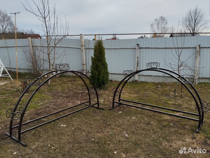 Арка, подставка садовая для цветов
