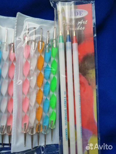 Кисти, дотсы для дизайна ногтей