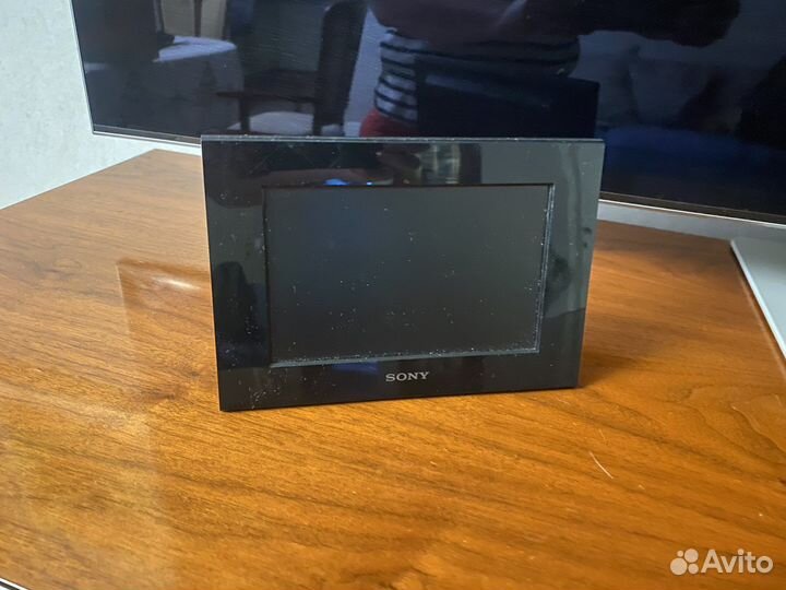 Цифровая фоторамка sony