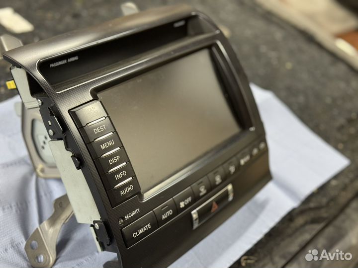 Штатная магнитола Toyota land cruiser 200