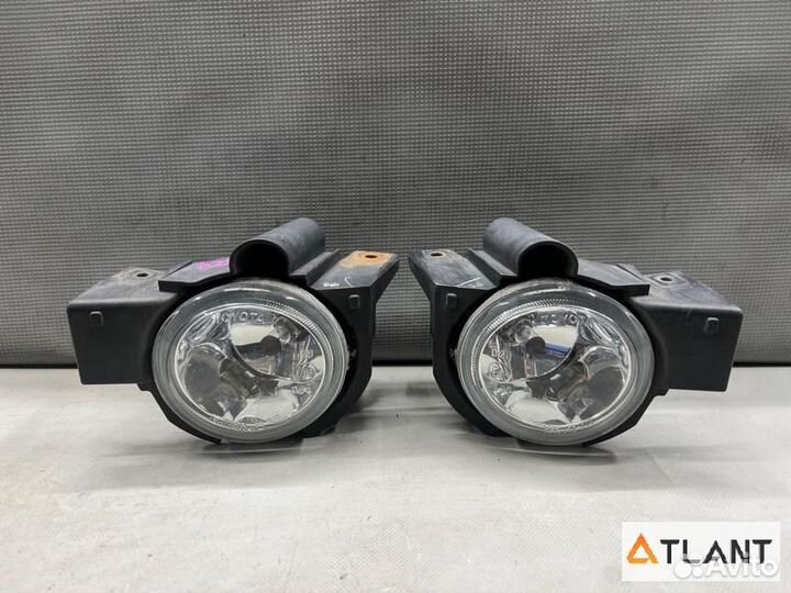 Туманка передняя toyota voxy