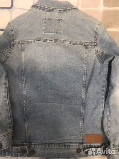 Джинсовая куртка