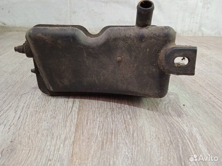 Бачок гидроусилителя Peugeot 406 8B 1998