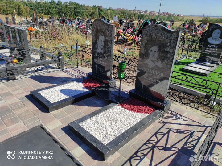 Памятники. Благоустройство захоронений