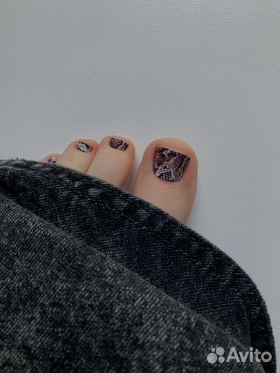 Маникюр Педикюр