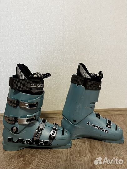 Горнолыжные ботинки lange world cup