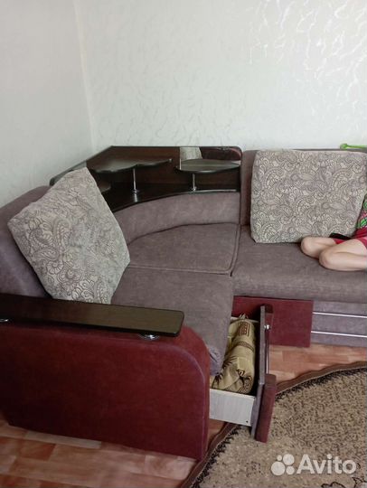 Угловой диван