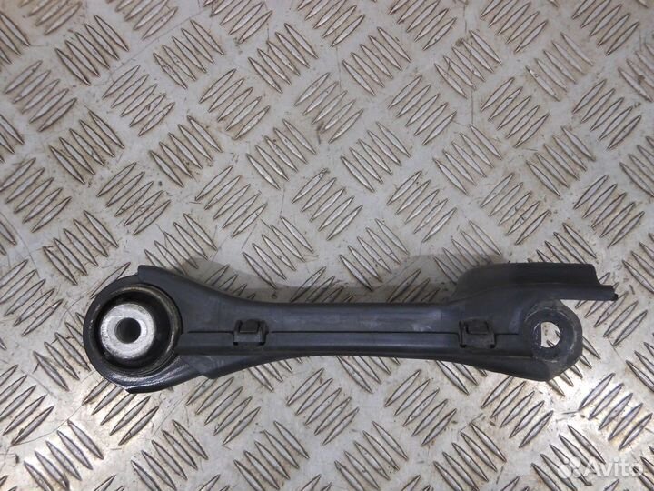 Рычаг задней подвески нижний Мерседес 246