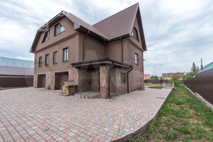 Дом 475,5 м² на участке 15,1 сот.