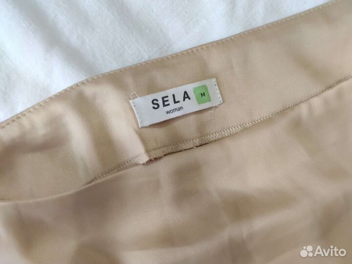 Юбка атласная sela бежевая 44 46 Блузка белая