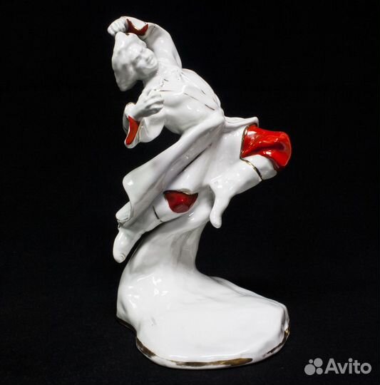 Статуэтка Мишка с балалайкой из серии Теремок