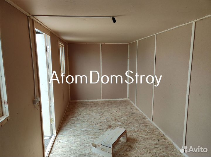 Вагончик с надежной крышей