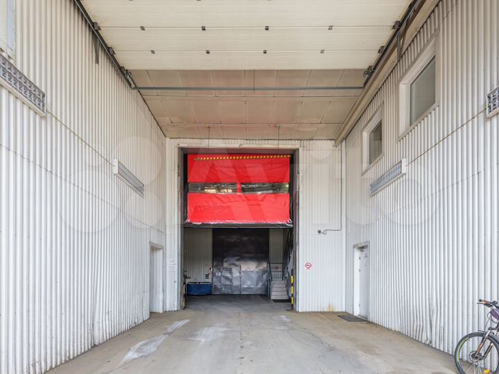 Склад В+, 2001кв.м. со стеллажами, 10 км. от МКАД