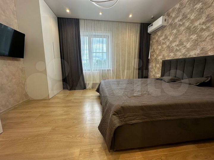 2-к. квартира, 60 м², 8/10 эт.