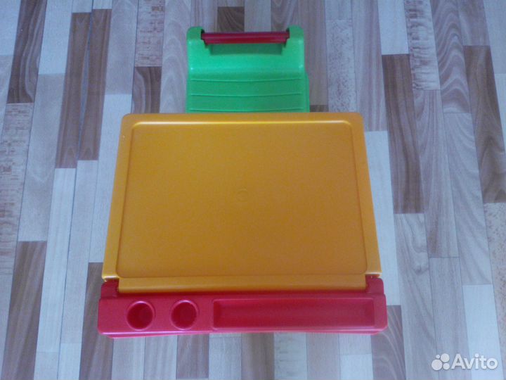 Парта детская для карапуза