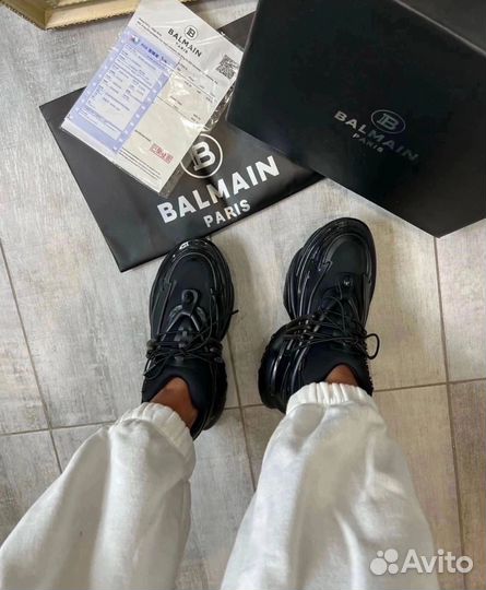 Кроссовки женские balmain