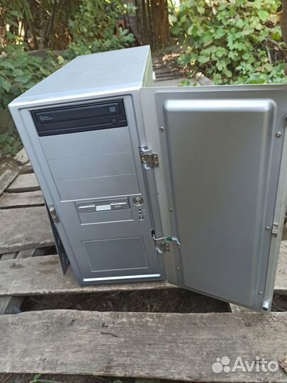 Редкий Корпус InWin J607