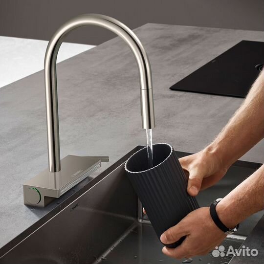 Смеситель для кухни Hansgrohe 73831800