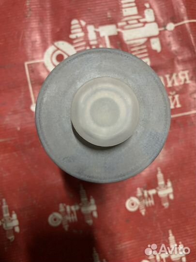 Volkswagen Golf Фильтр топливный Champion