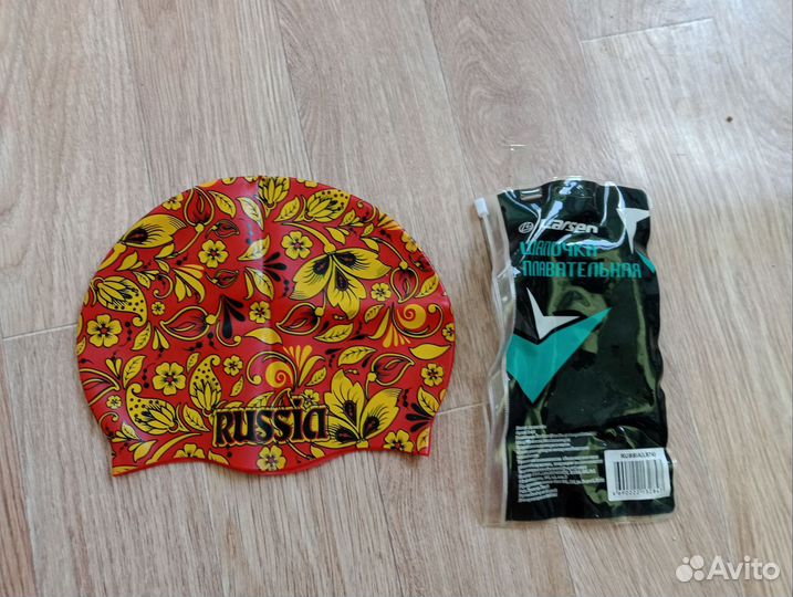 Вещи для плавания (очки, шапочка, сланцы)