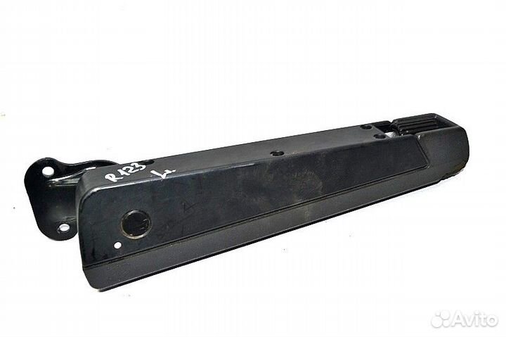 Подлокотник водительского сиденья, левый renault t