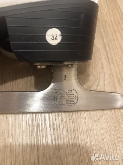 Коньки фигурные 32 размер