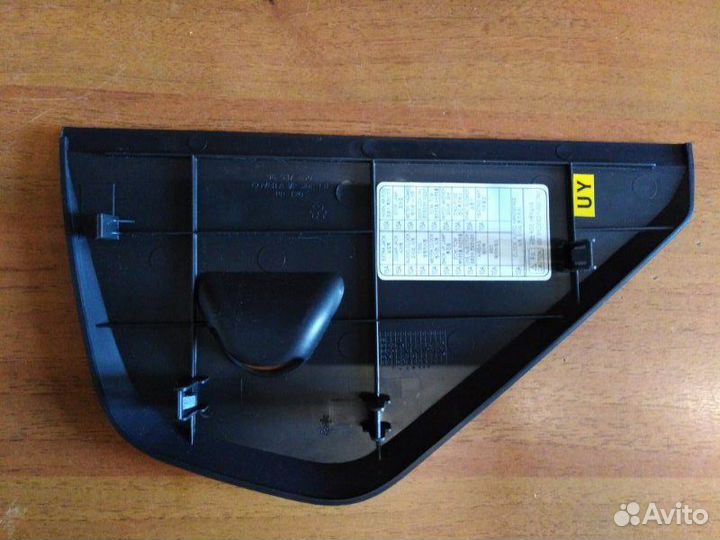 Накладка передней консоли левая Chevrolet Aveo