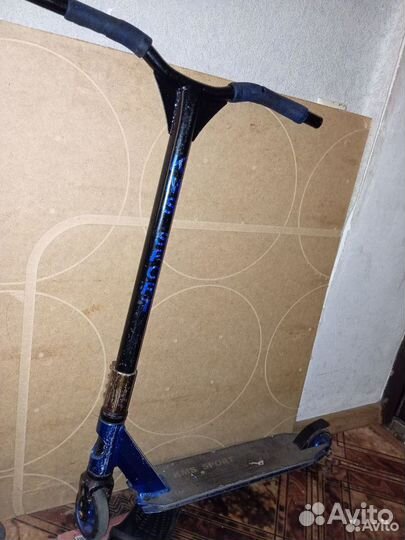 Трюковой самокат