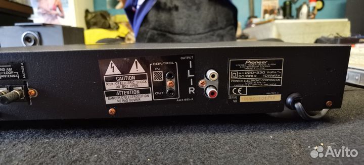 Тюнер Pioneer F 104