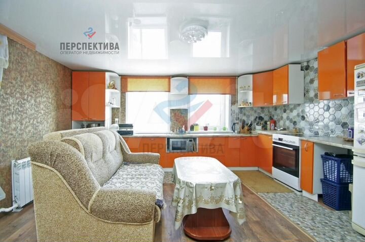 Коттедж 229,2 м² на участке 2,3 сот.