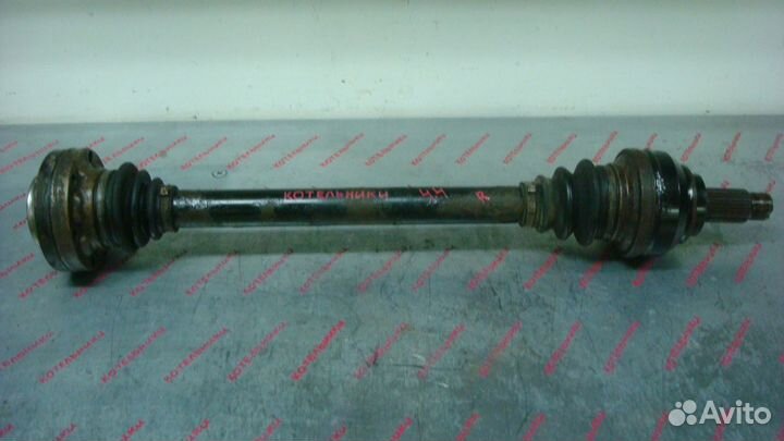 BMW 33207572683 Привод в сборе