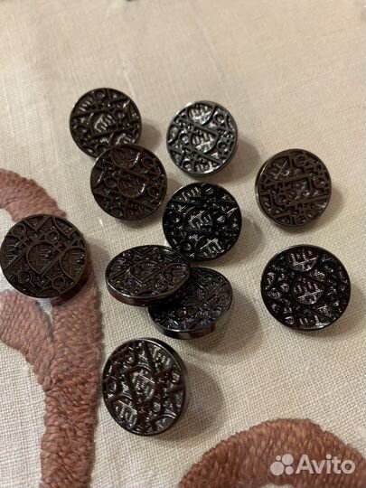 Пуговица dior диор