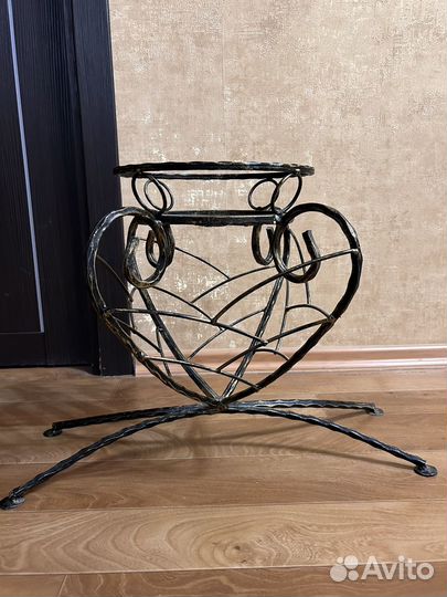 Подставка для цветов напольная