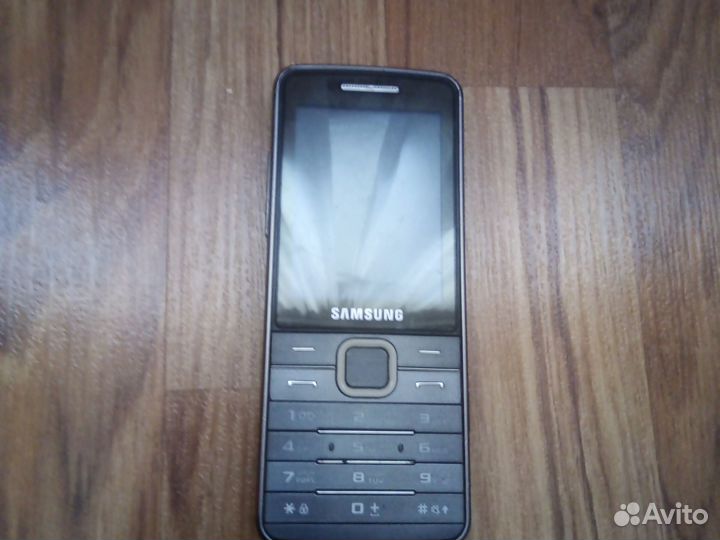 Samsung GT-S5610