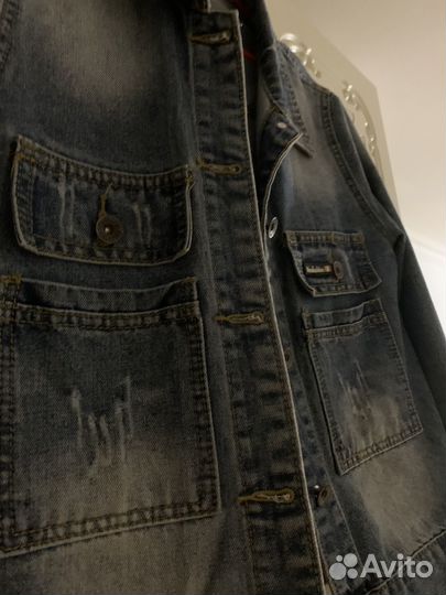 Джинсовая куртка
