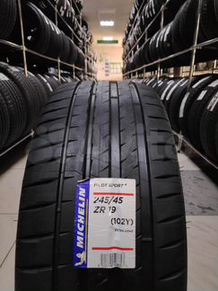 Michelin Pilot Sport 4 245/45 R19 и 275/40 R19 102Y