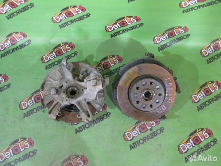 Кулак поворотный передний Volkswagen Golf Plus