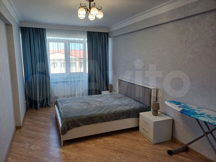 2-к. квартира, 80 м², 3/9 эт.
