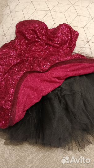 Вечернее платье