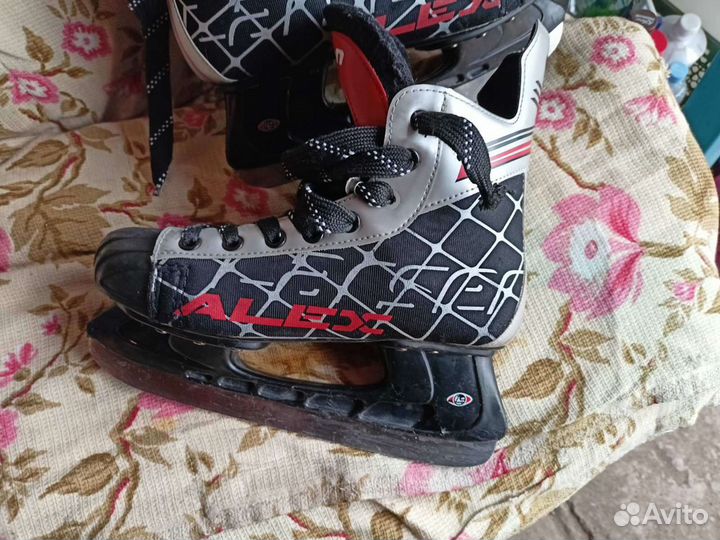 Коньки хоккейные Larsen Alex