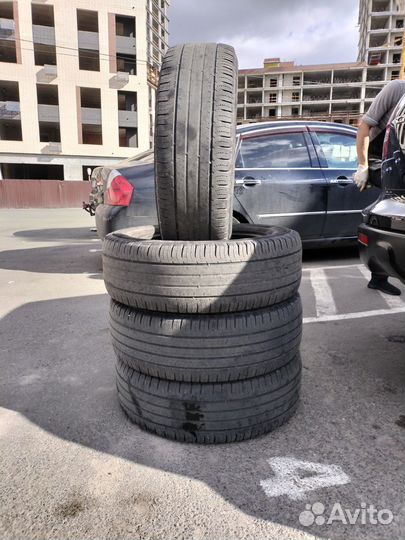 Michelin Latitude Tour HP 225/65 R17