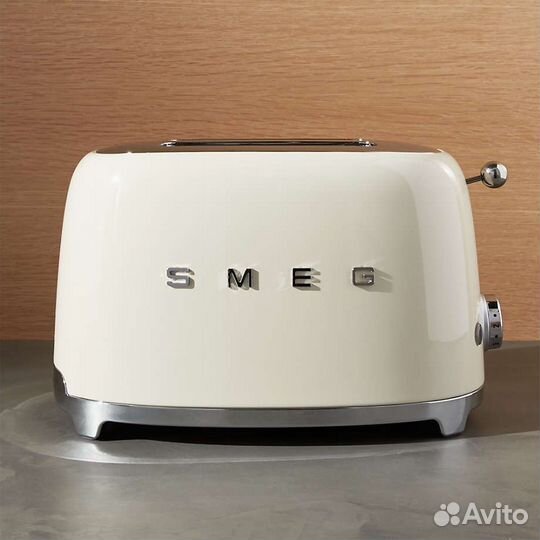 Тостер smeg молочный